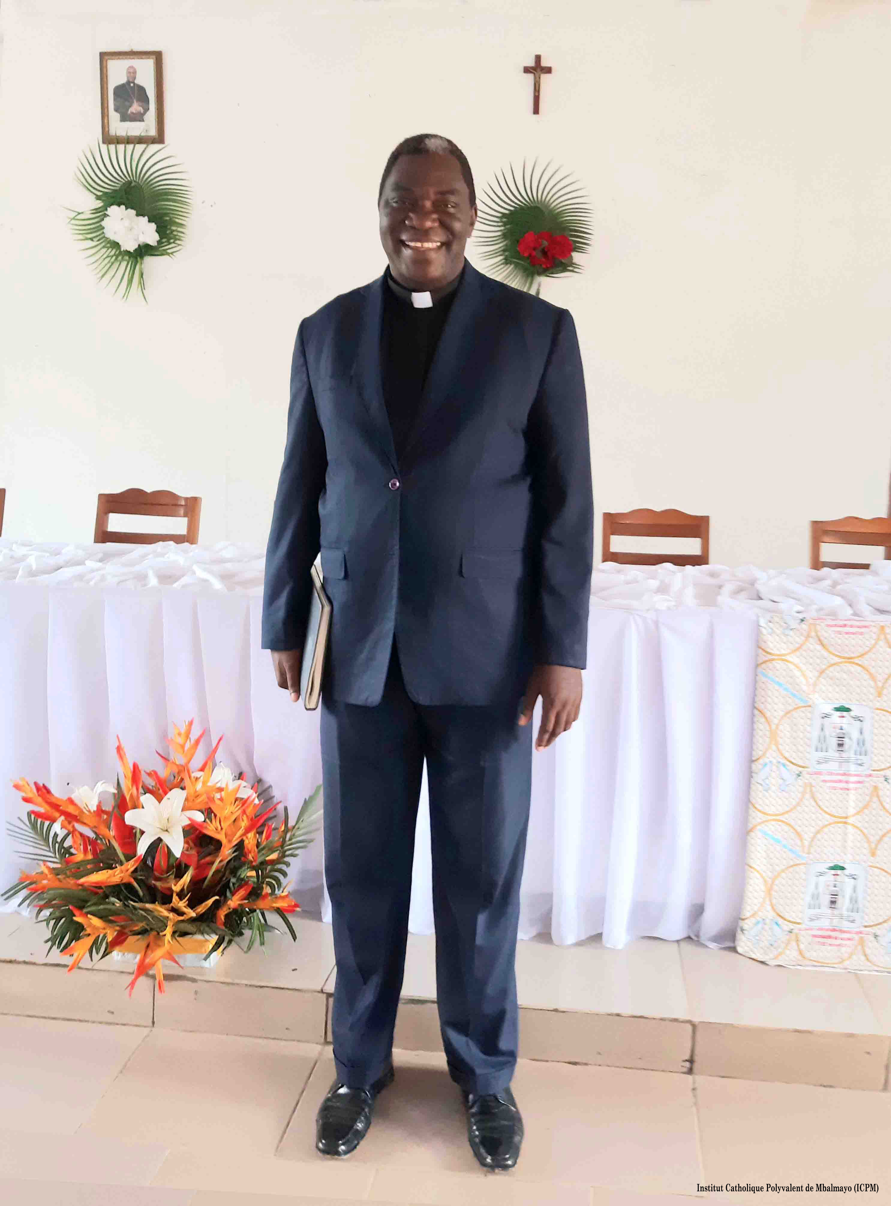 Mgr Jean-Bertrand Salla Intervista a Mons. Jean Bertarnd Institut Catholique Polyvalent de Mbalmayo